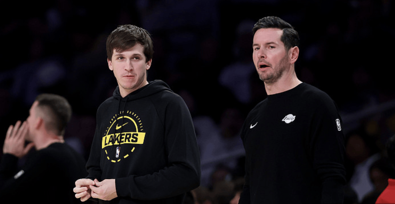 Skip：里夫斯经纪人干得好，别人勒布朗和经纪人掌控湖人了