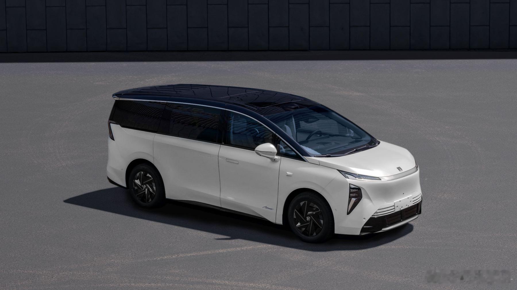 别克的纯电MPV GL8 ENCASA有avenir艾维亚版电机功率：单：332