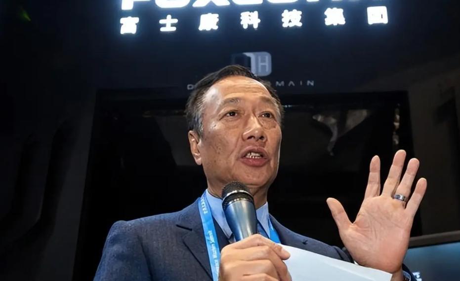 “只要大陆敢打仗，我就敢给他们送物资过去！” 郭台铭，也就是富士康的创始人，表示