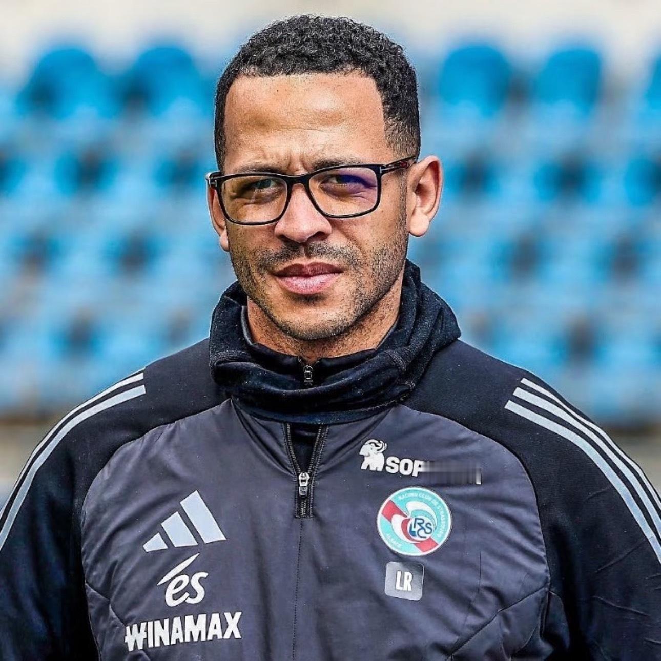 4年光速逆袭！鲁尼前助手执掌切尔西，6年长约剑指未来切尔西官方宣布，41岁少帅罗