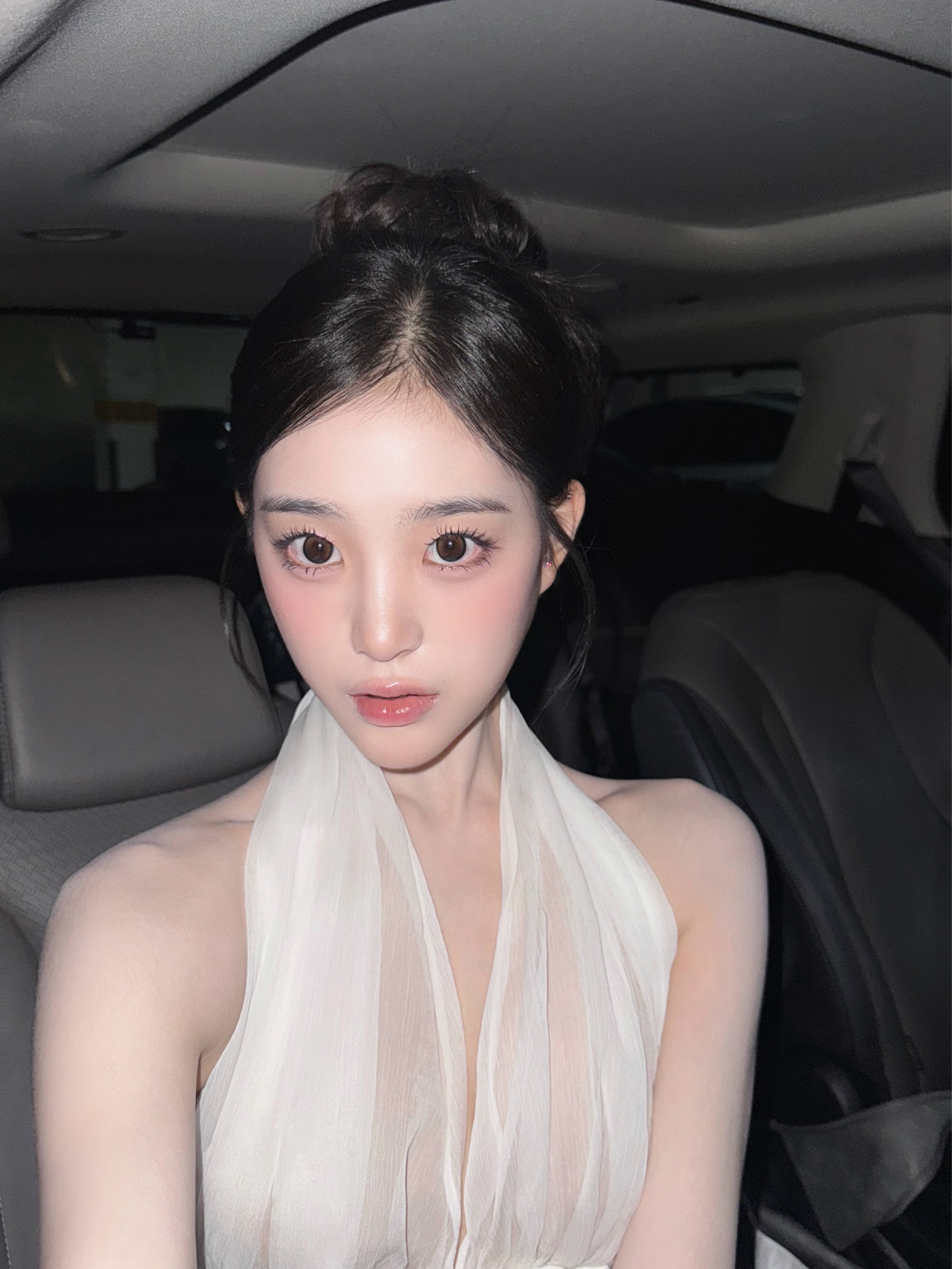 260713 COSMO ROOM更新후면 selfie ..👀 어렵네tri