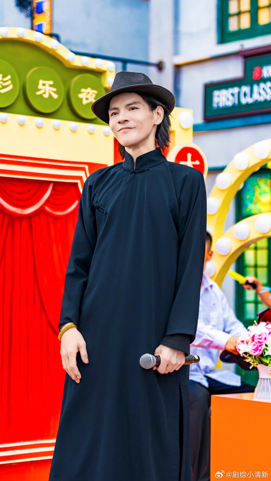 向佐闷声办大事 谁懂啊！向佐好久没动静，一出来就上线首支国风单曲《赣水归心》，以
