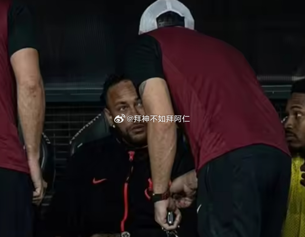 据《奥莱报》报道，德佩在科林蒂安对阵弗拉门戈的比赛中因伤被替换下场后，因为没有继