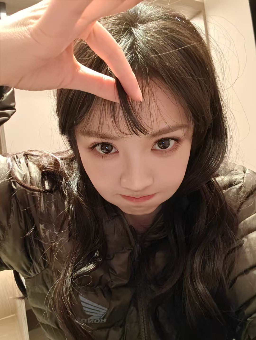 田曦薇晚安live田曦薇水手服造型 田曦薇晚安live来啦 