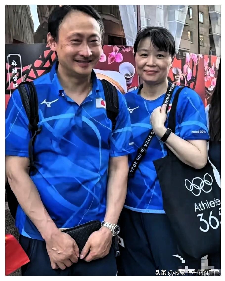 不知道有人发现没有
 
张本智和的爸妈有点不对劲

兄妹俩打球赛事奖金丰厚，完全
