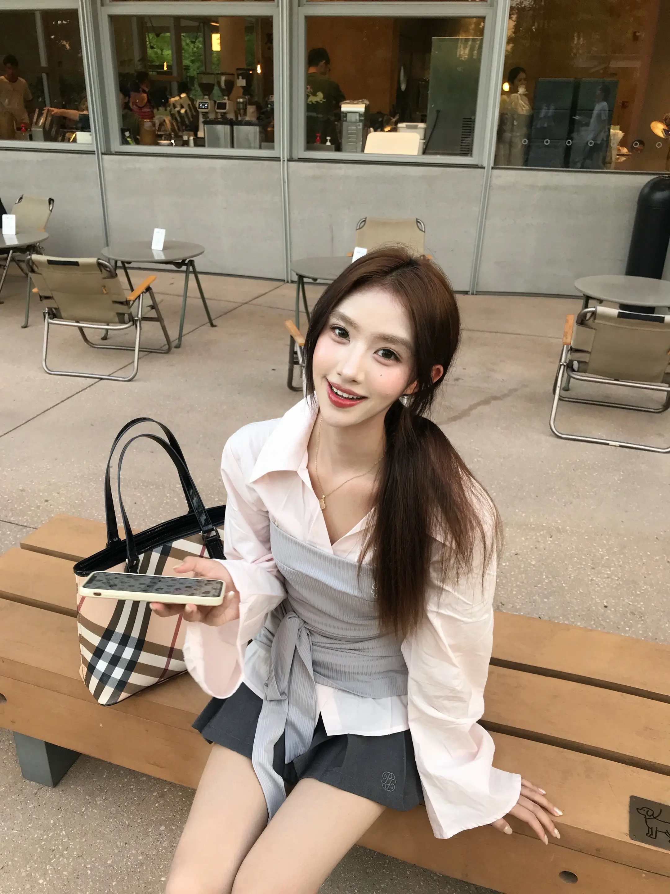 允许你攻击我的长相 我的性格 我的全部 我要是活成你那样也会对世界有很多怨言