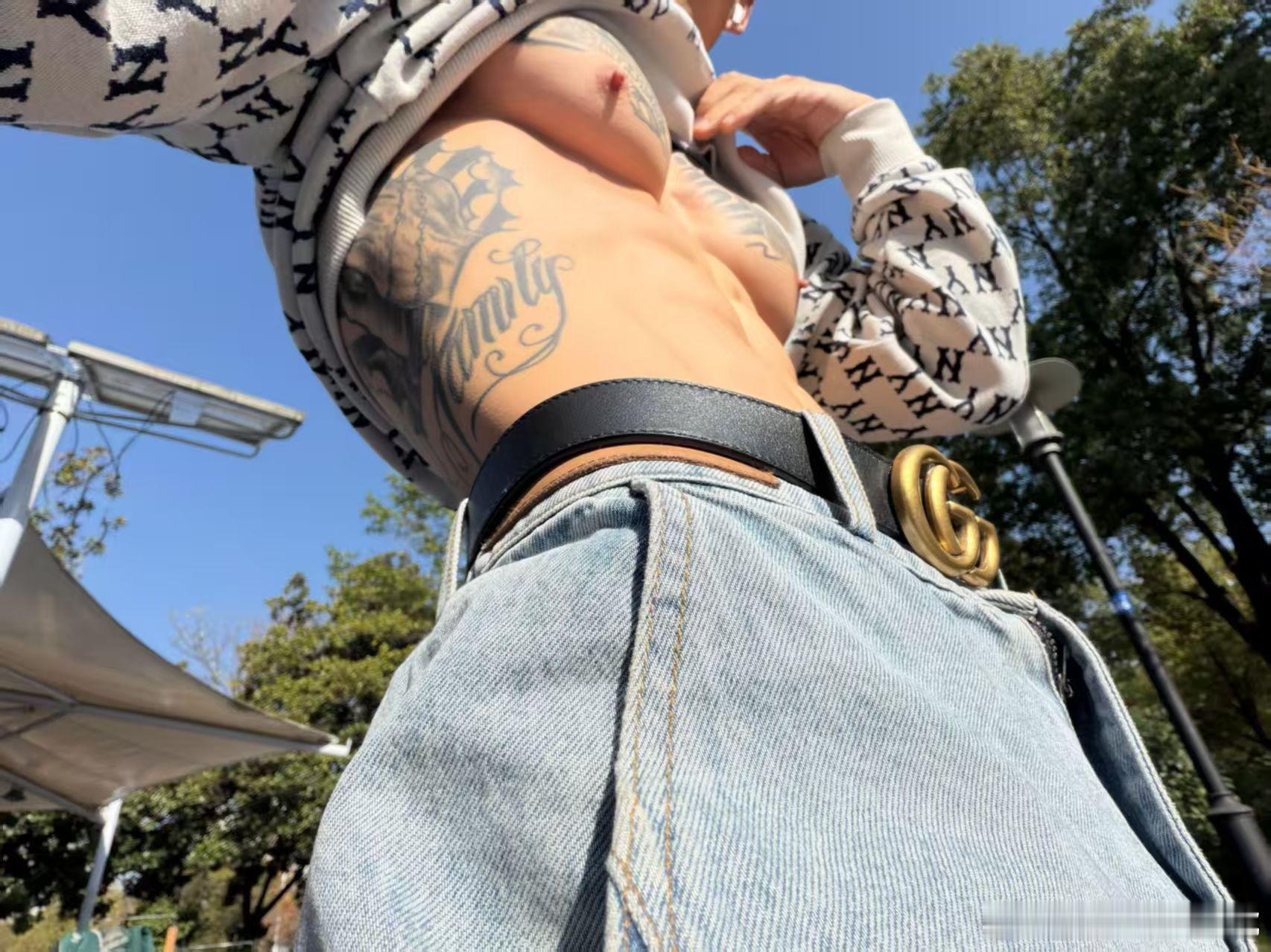 冬天洗澡劝你少做这3件事少洗澡不一定是坏事。 