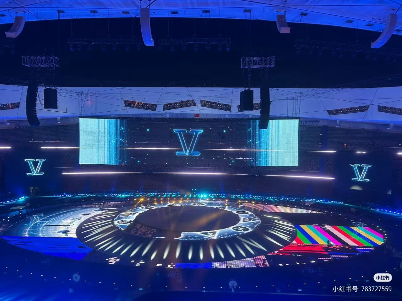 张杰未live开往1982演唱会闭幕式 