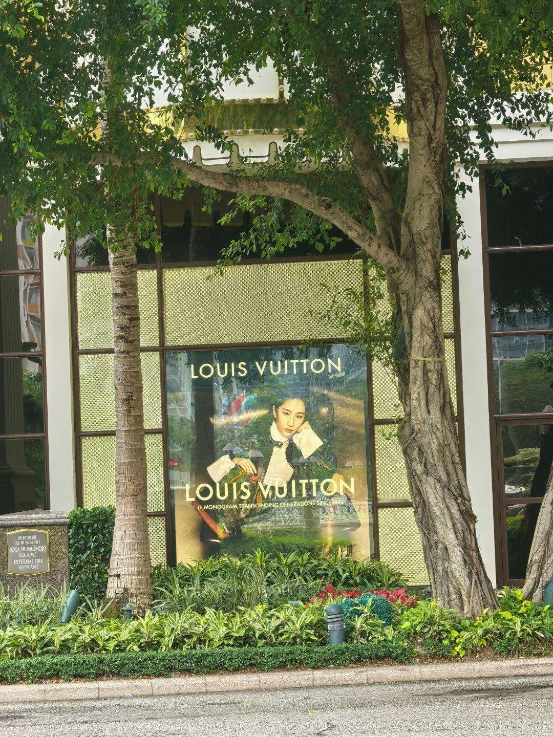 5月份澳门永利刘亦菲LV地广，很美很酷 
