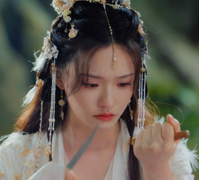 好吃罗云熙林允这段试探阴湿味水龙吟阿谁能说她没有任何其他的身份吗？那种偷偷摸摸的