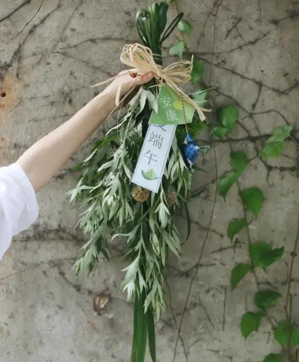 乒圈谣言粉碎机  最近，网络上莫名其妙的来一波造谣抹黑我的帖子，甚至无中生有的把