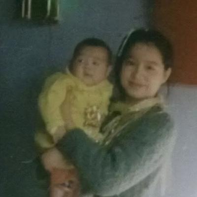 1976年，女知青邵红梅带着四岁儿子回北京老家，她母亲瞧见当场气急败坏大骂：“下