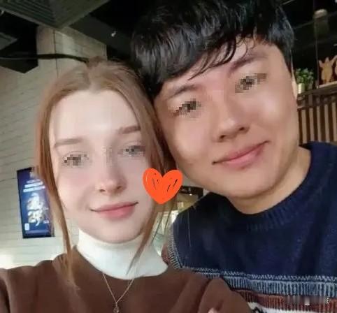 法国妻子拿66万探亲失联12年，男子死心销卡，一行留言看哭所有人
 
一段跨越国
