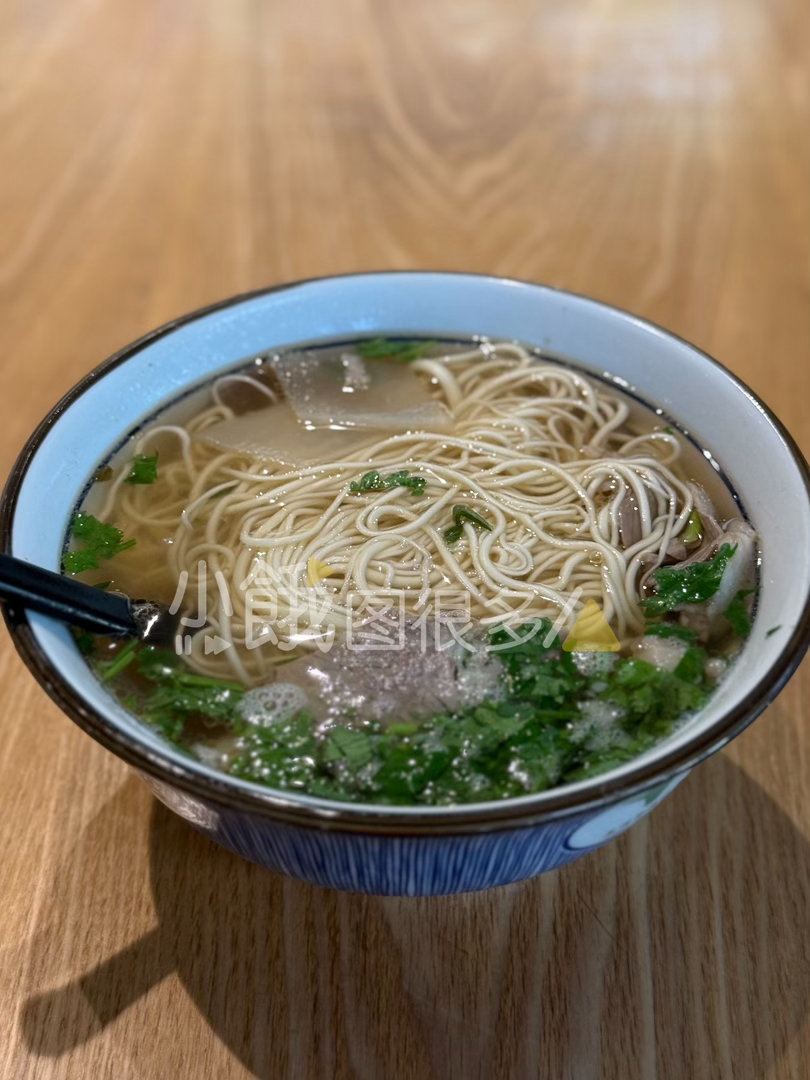 现在生物钟已经变成吃完早饭睡早午觉了 北京·首都机场T3航站楼