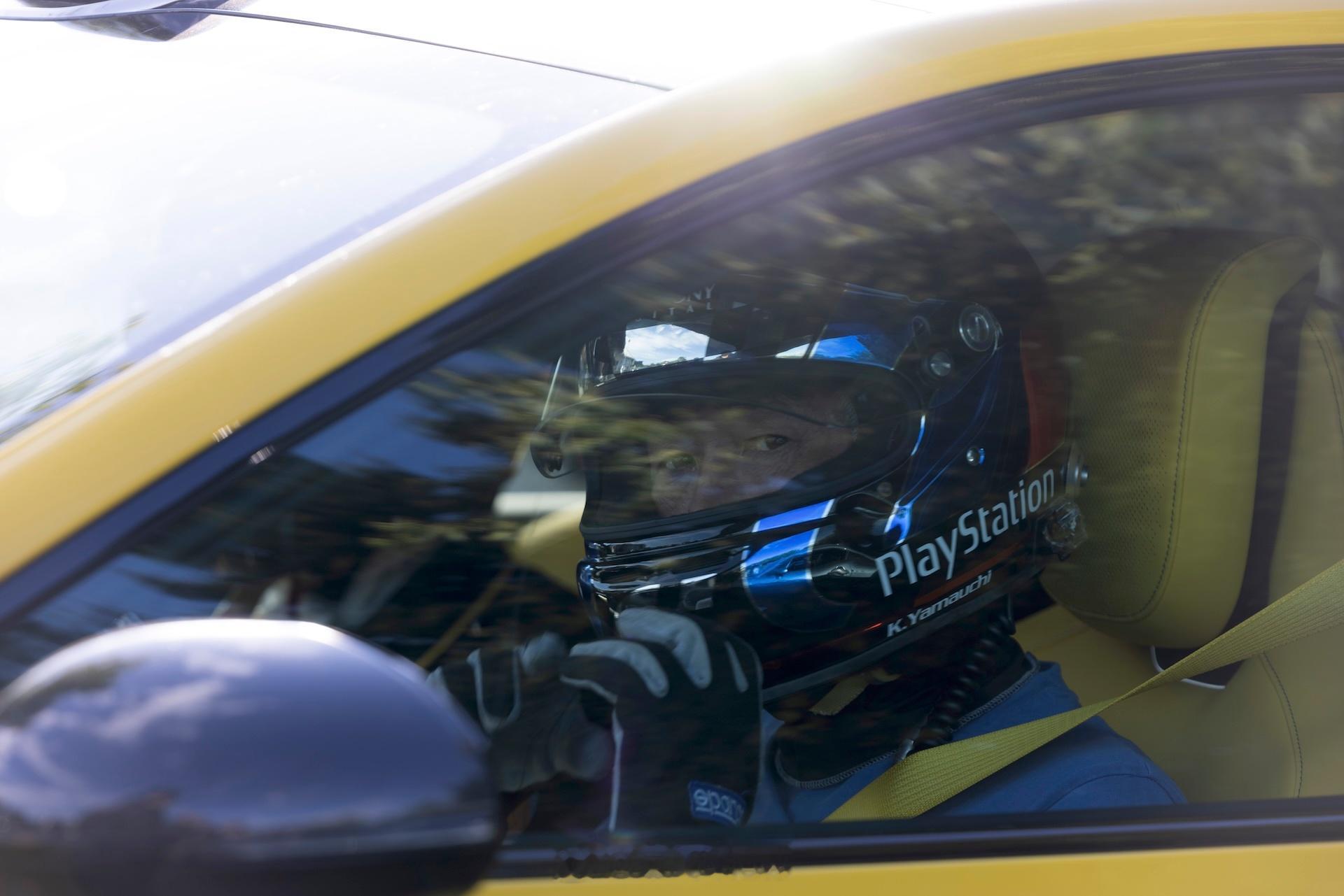 雷军回应SU7Ultra入驻GT7这波真的是双厨狂喜，作为一名赛车爱好者，终于能