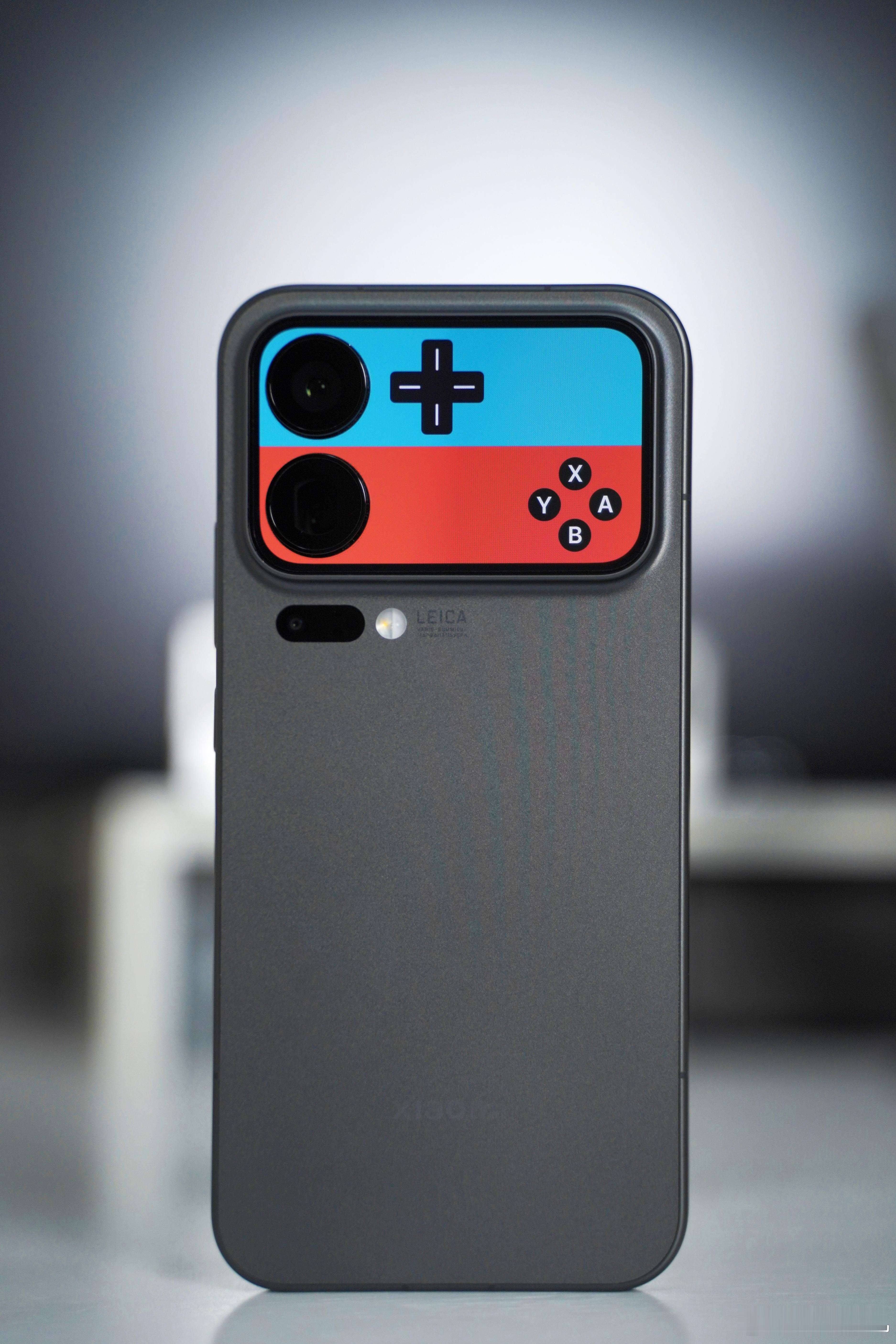 话说小米17pro这个背屏设计，会不会有其他厂商跟进？[吃瓜] ​​​