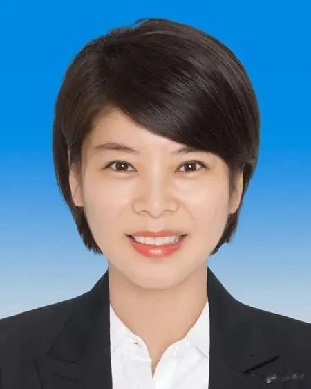 祝贺，漯河“80后”女干部履新副市长！

近日，漯河市人大常委会决定任命宋琰琰为