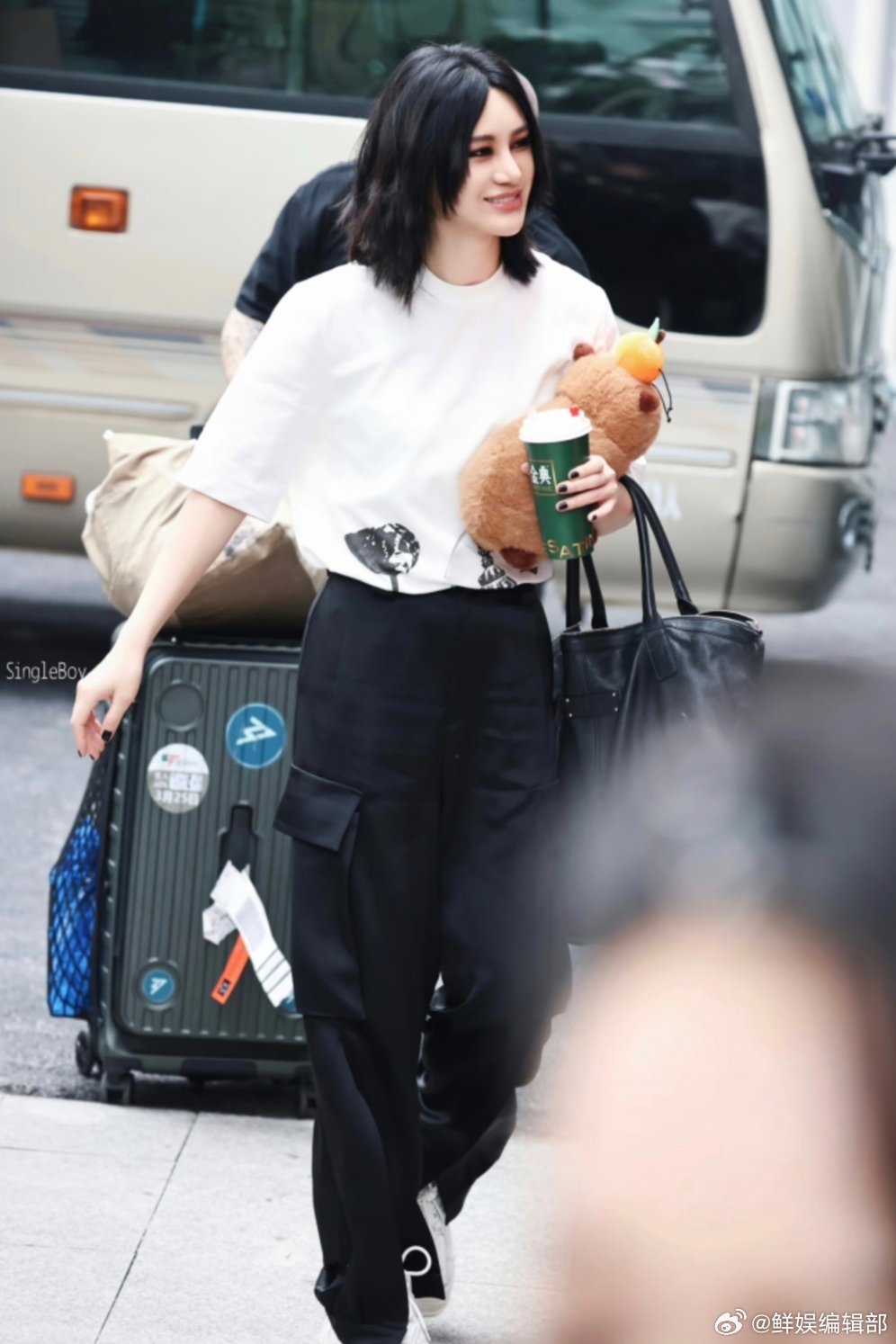 尚雯婕用两个月研究李佳琦伦敦合伙人尚雯婕深度认可李佳琦带货能力，直言自己看直播时