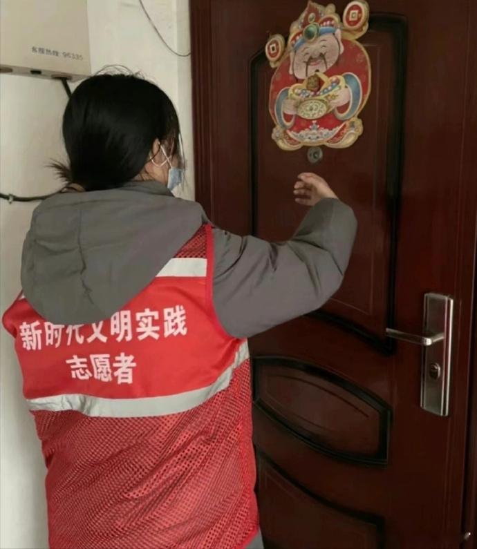 不漏脸！！大学生可以直接用的寒假社会实践照片 