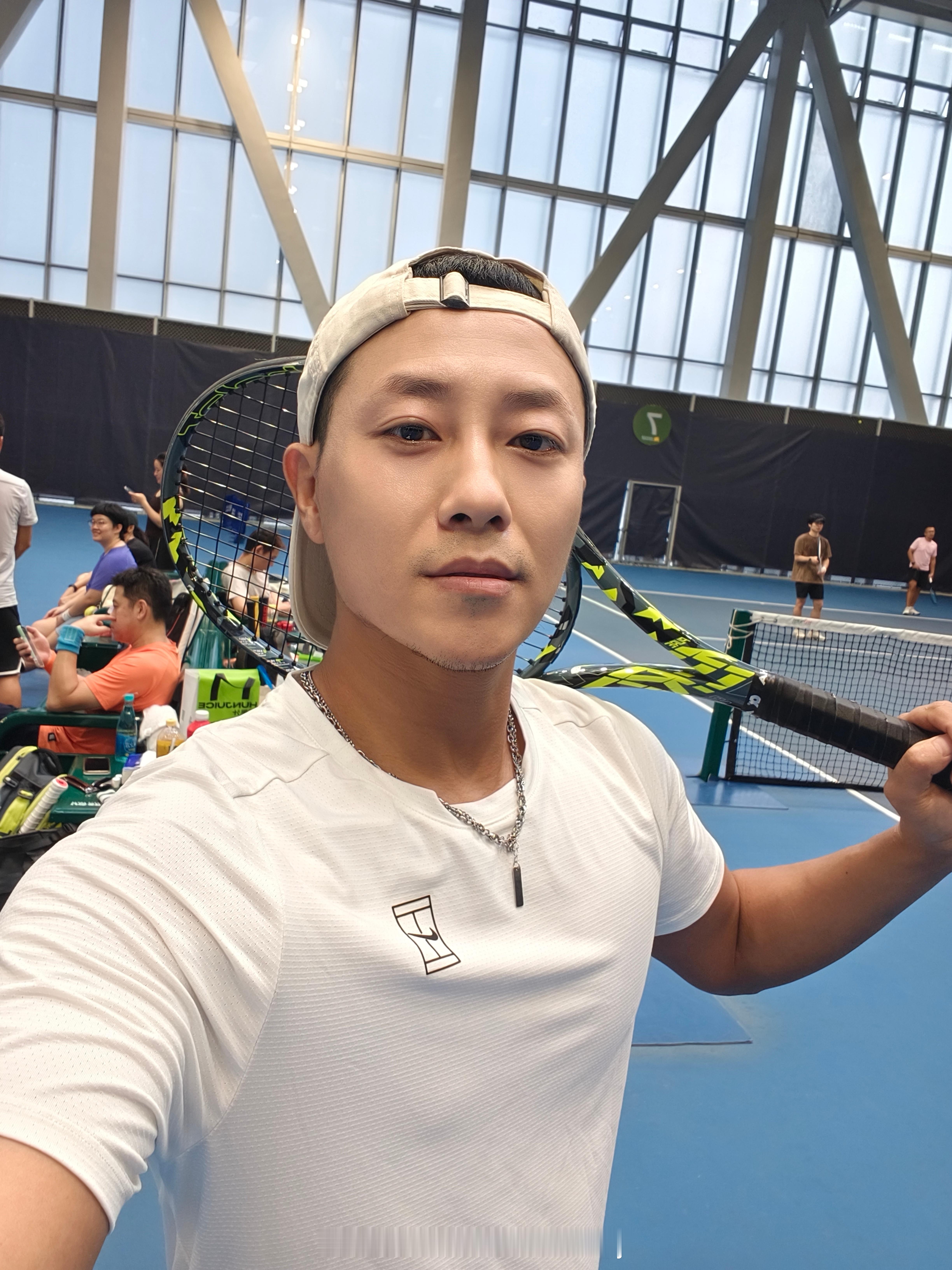 8月8日全民健身日，大家运动起来！一起网球🎾吧全民健身日网球星耀训练营网球显眼