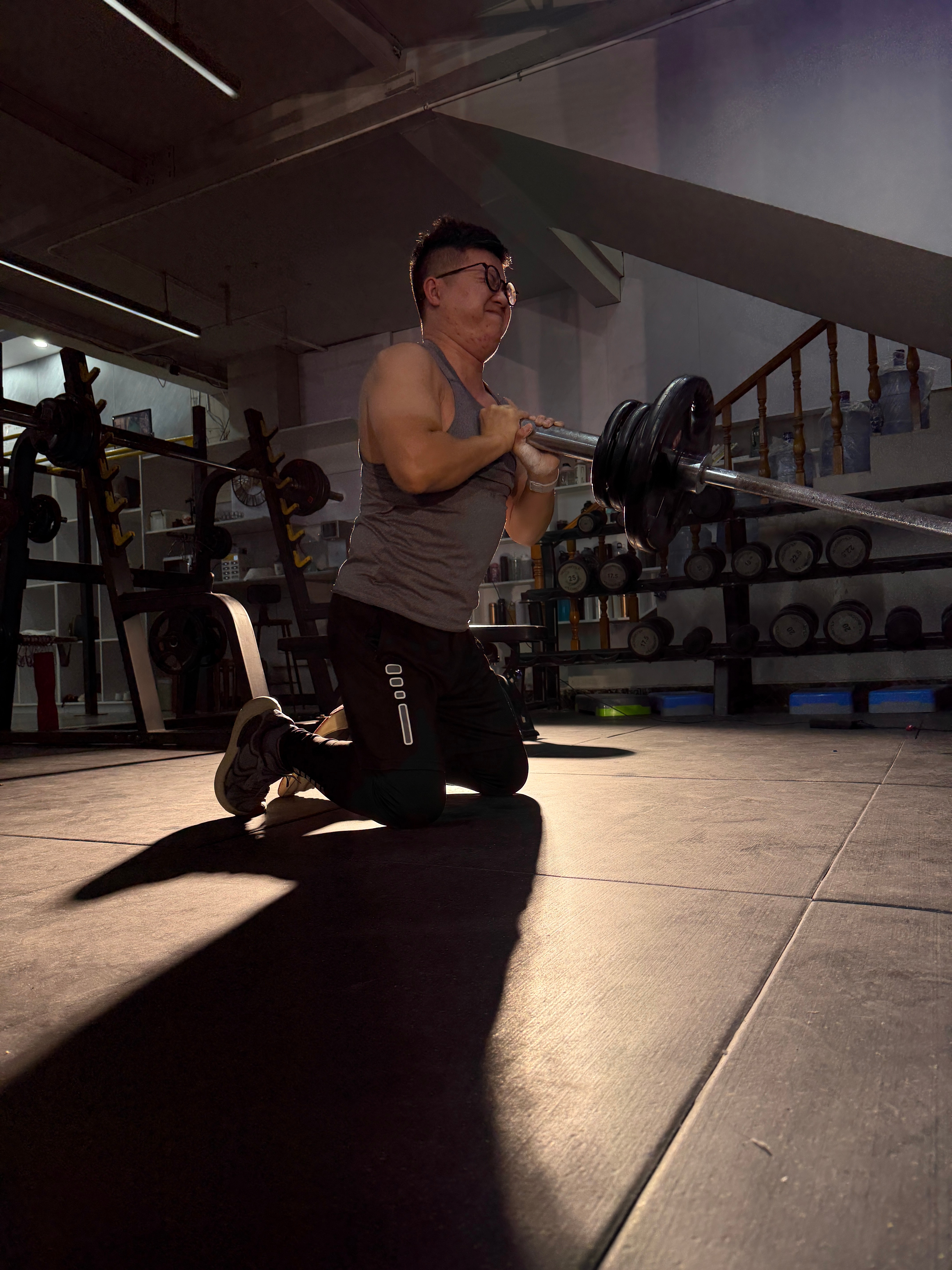 很硬的兄弟们早早早！硬起来