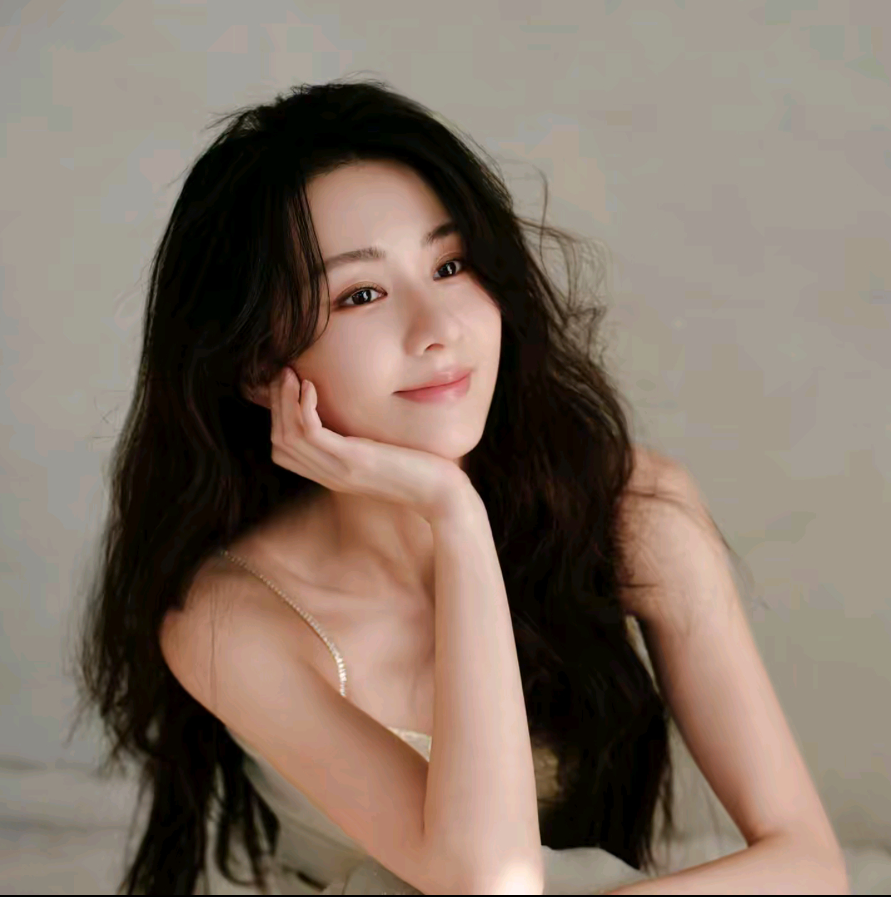 关芯 说给关芯听 今晚的口号是不熬夜，芯芯大宝贝，早些睡吧，晚安