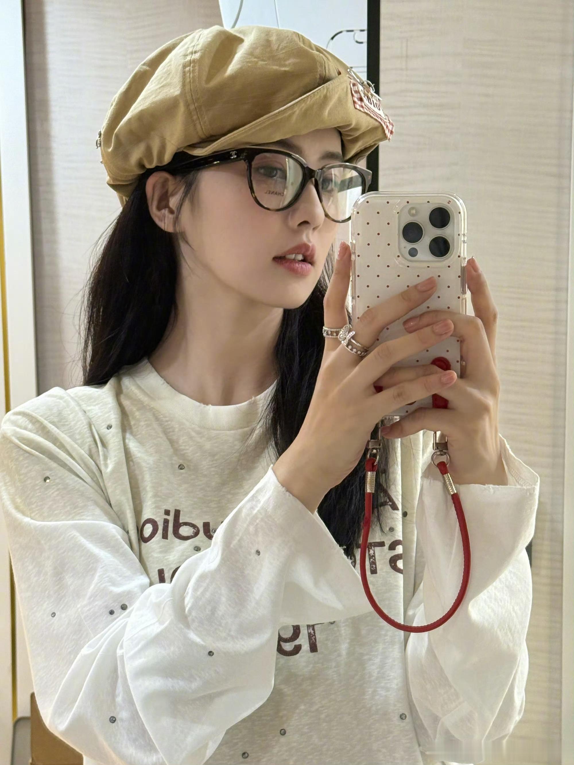 白鹿庆功宴plog白鹿晒庆功宴照片 ​​​知道了 ​​​