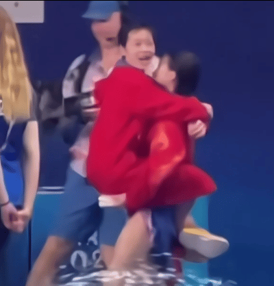 张家齐别看婵汐批先看 ​​​