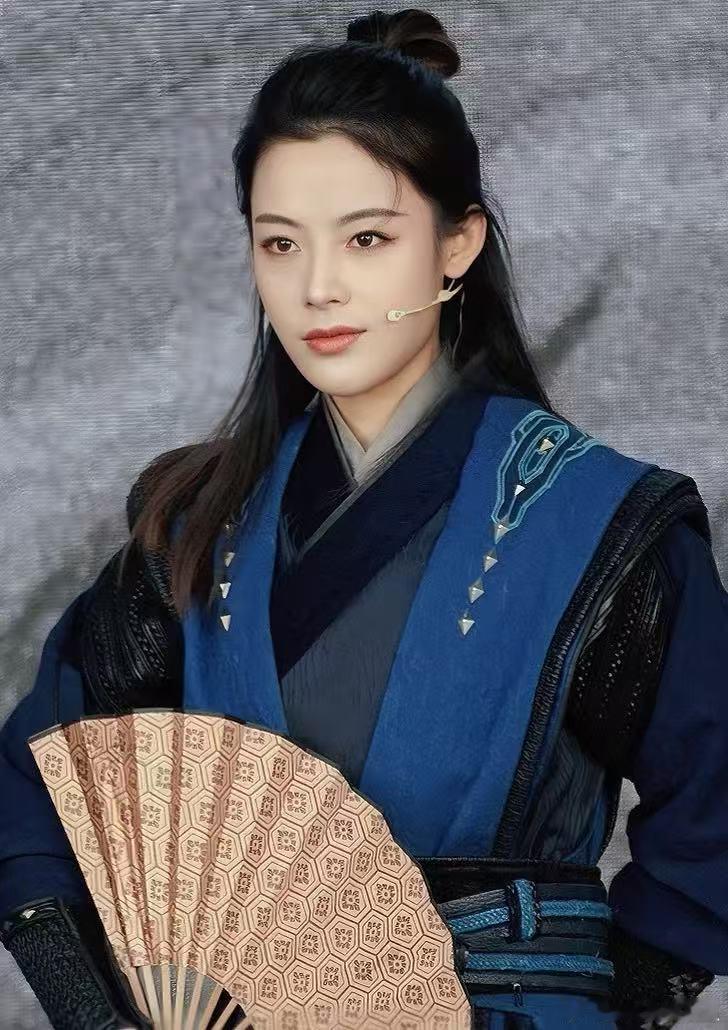 李乃文20秒夸陈丽君5次好帅 大哥小助理 谁能拒绝又帅又全能的陈丽君，李乃文高频