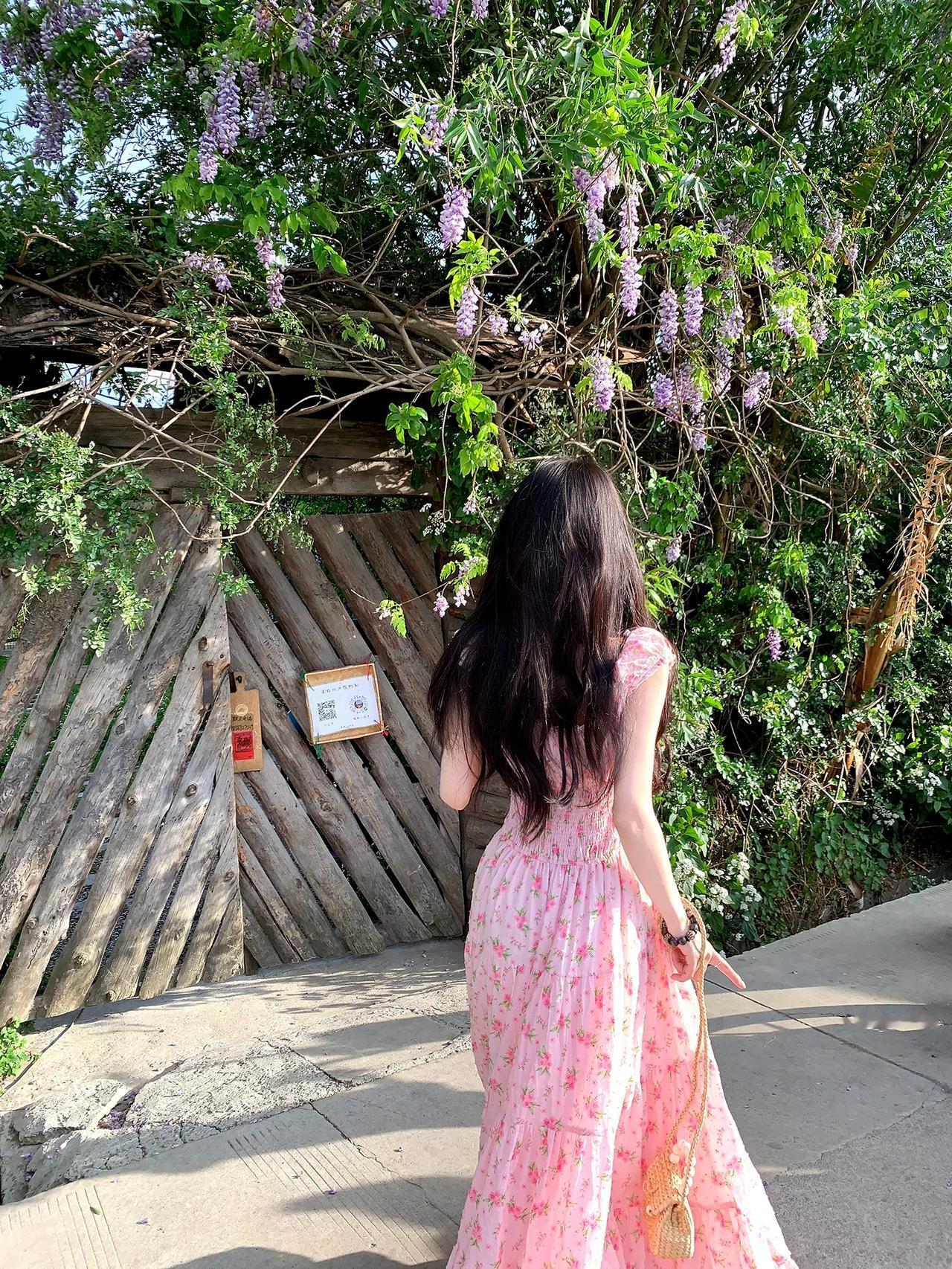 能享福的女人通常清醒且自知，
但她们在这几点上都挺懒的。

[玫瑰]一、懒得和人
