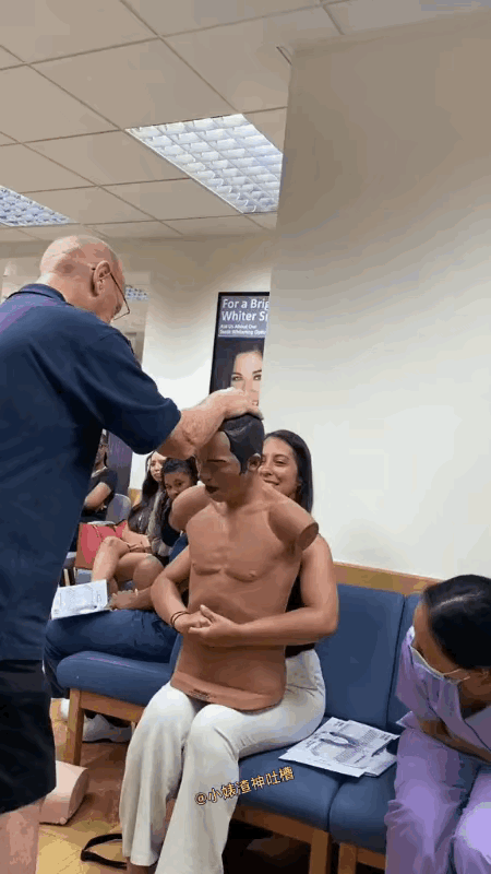 我一直觉得，
海姆急救法每个人都要学会。