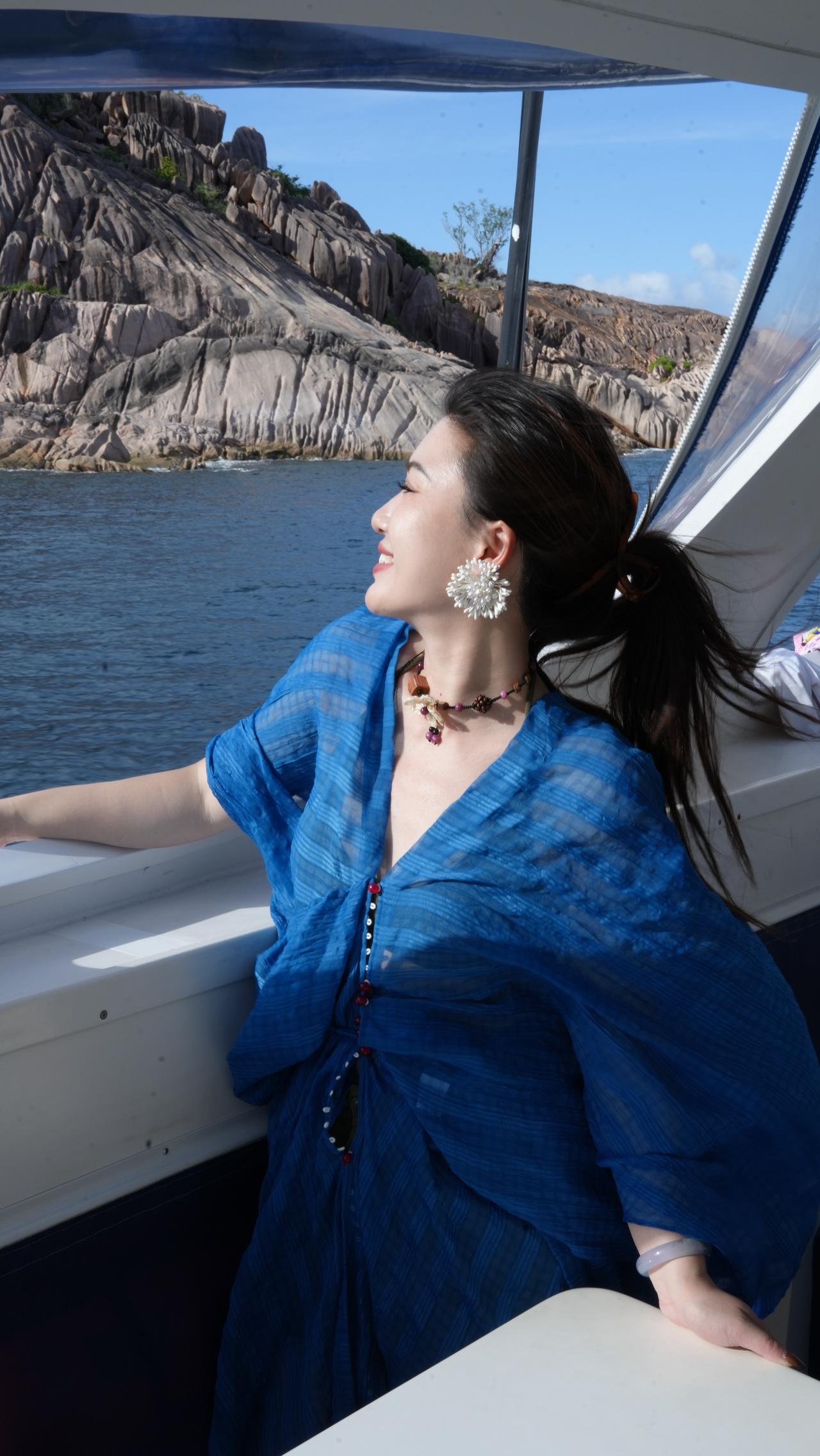 刚跟一个来咨询事业的宝宝聊完天，ta95后，高中保送985，毕业就进入了鹅厂，至