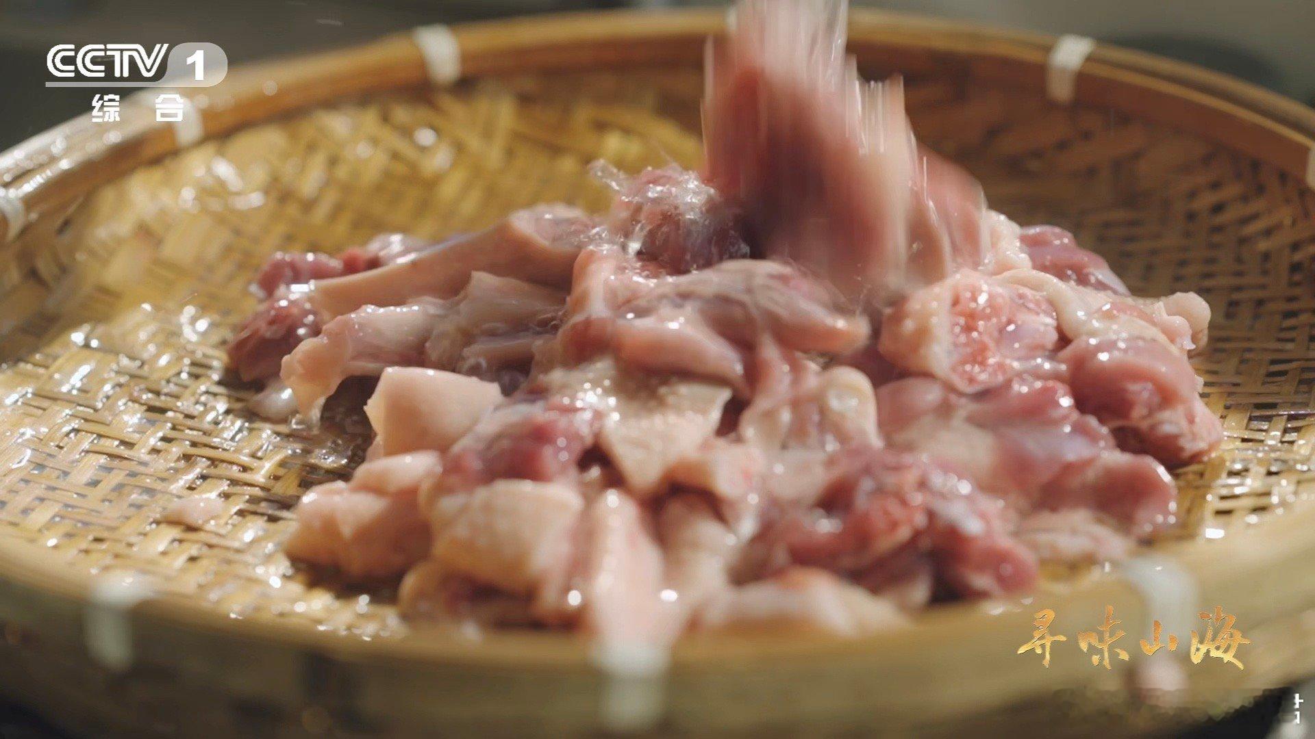 一口就香迷糊的天花板下饭菜仔姜烧鹅随机馋哭一位游客 仔姜烧鹅，四川下饭界隐藏王者