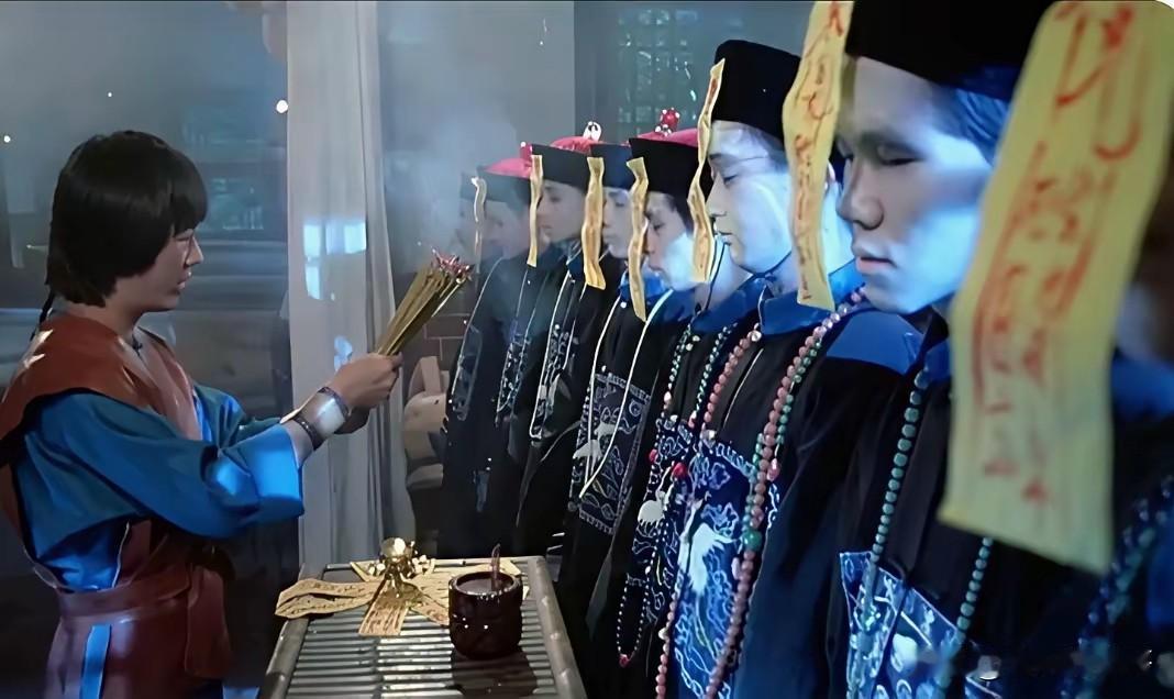 以前觉得林正英只是一个演员
现在才发现他是一个传递火炬的人
有些东西必须要“镇”