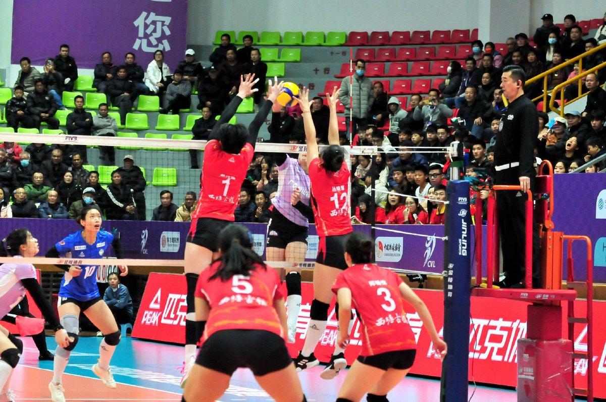 这一轮女排联赛，3名队员的拦网是亮点。
12月19日，打完了中国女排超级联赛的十