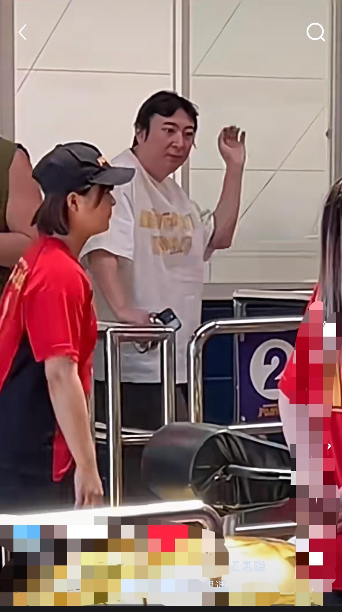 事实告诉我们，
男人再有钱，也得悠着点儿。
看王思聪，不到40岁的人，身体已经严