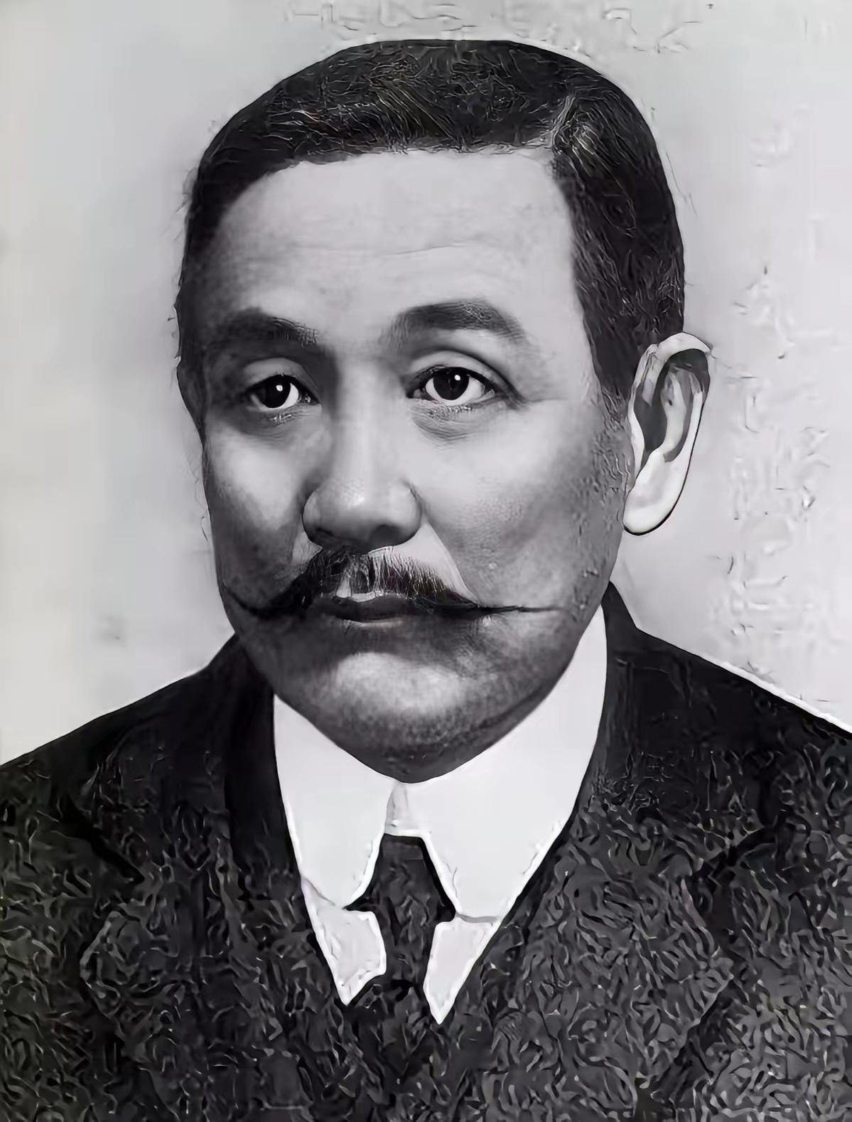 孙中山他哥，孙眉，在夏威夷坐拥6000英亩地、数万头牛马，人送外号“茂宜王”。谁