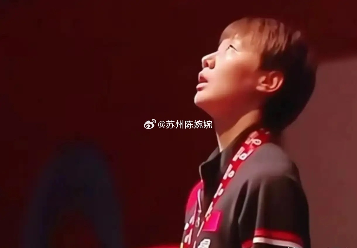 现在才知道，原来张雪峰是如此力挺王曼昱，在曼昱最艰难的时候，他光明正大站出来力挺