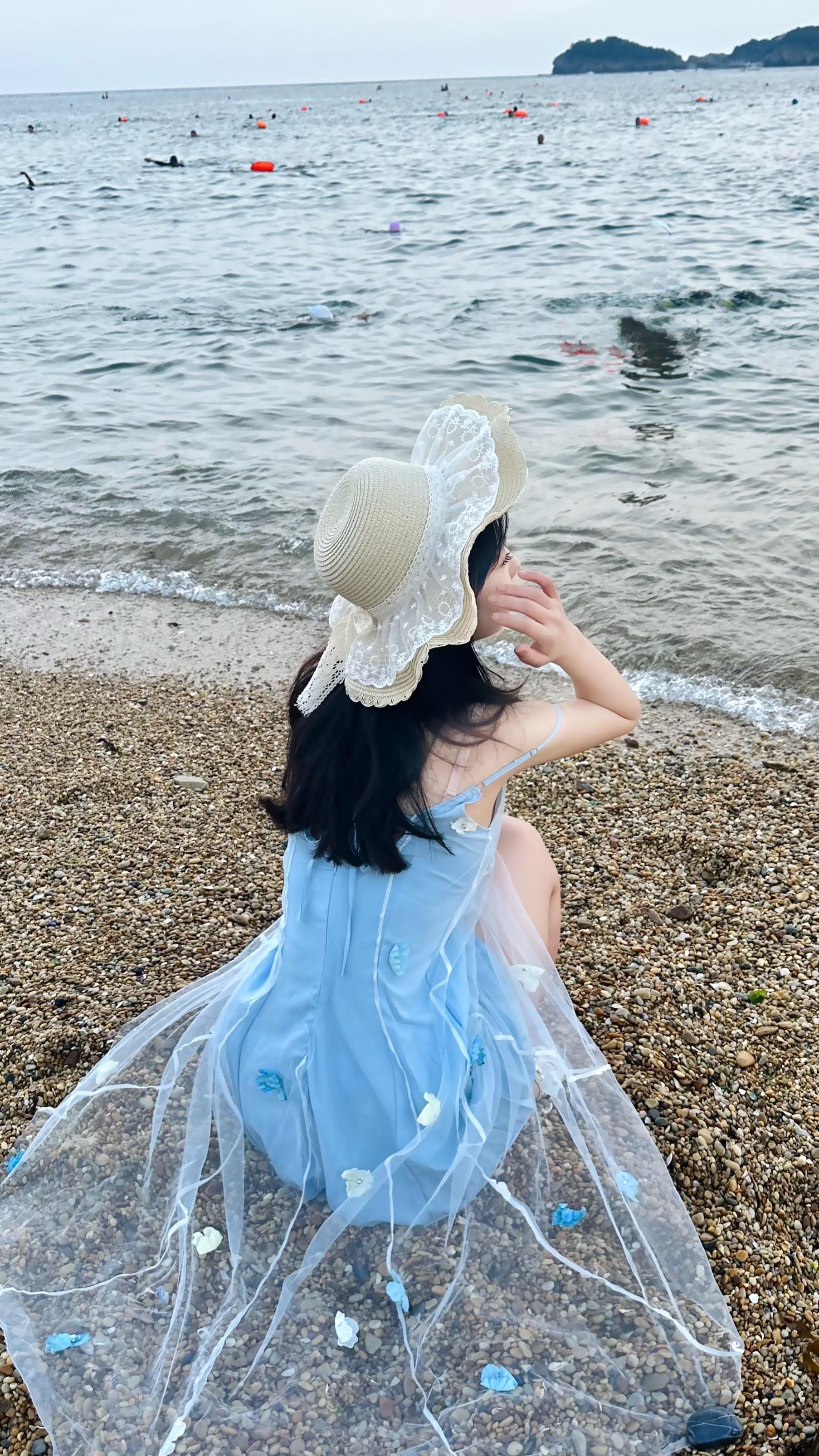 🫧⊹⋰ 𓇼 🐋 ⋆⁺₊⋆(˃ ⌑ ˂ഃ )