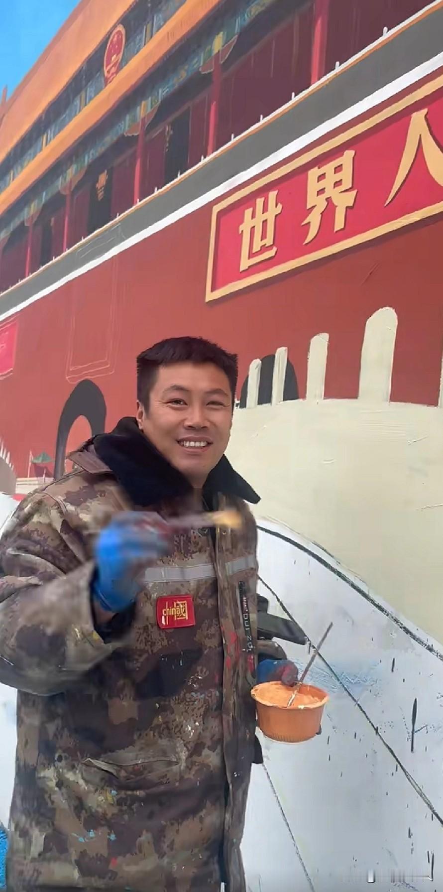 高手在民间！河南商丘的吴承言可太牛了！这位民间画家手握画笔，硬是圆了父老乡亲的进