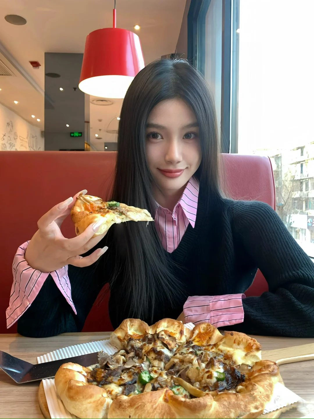 (●°u°●)​ 」pizza pizza🍕
