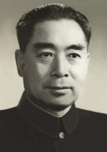 1954年，一批犹太商人想把原子弹的浓缩铀卖给我国。周总理立即找来一位科学家验货