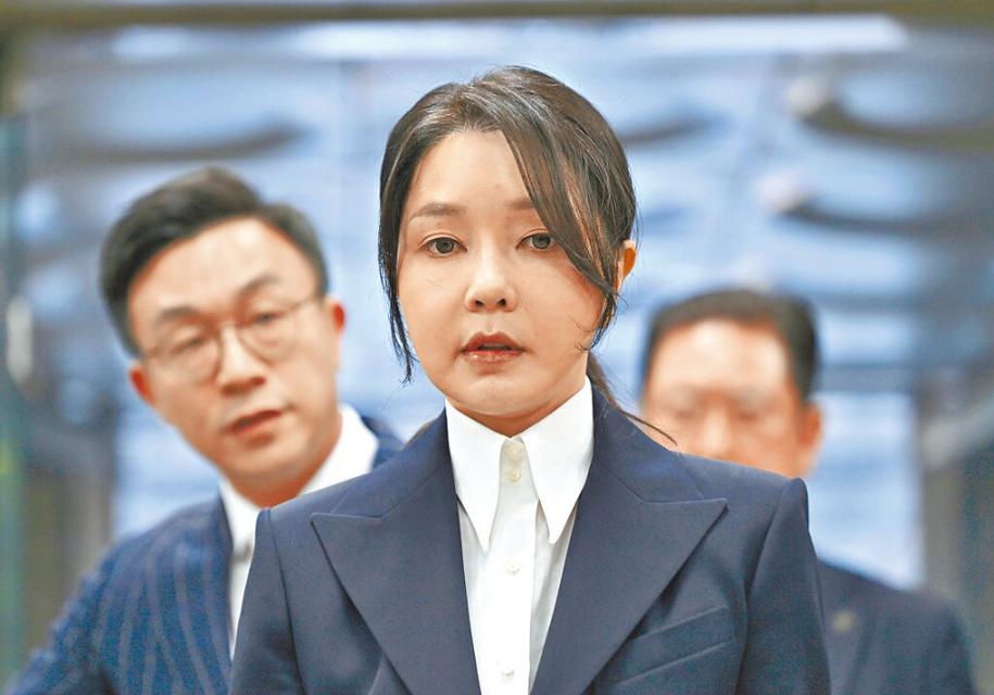 他杀的可能性太大了！韩国首尔高等法院法官申宗旿，刚判了前“第一夫人”金建希四年刑