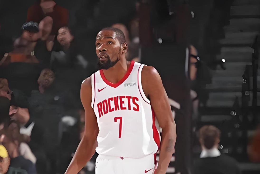 杜兰特被湖人包夹傻了，上半场3中1只得到2分，火箭其余首发都得分上双了
湖人和火