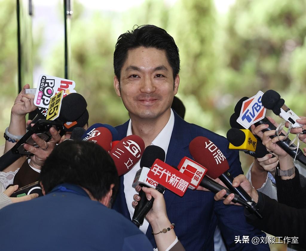 吴子嘉警告蒋万安: 你千万不要去跟赵少康这种人混在一起，他就是“洋流”的始作俑者