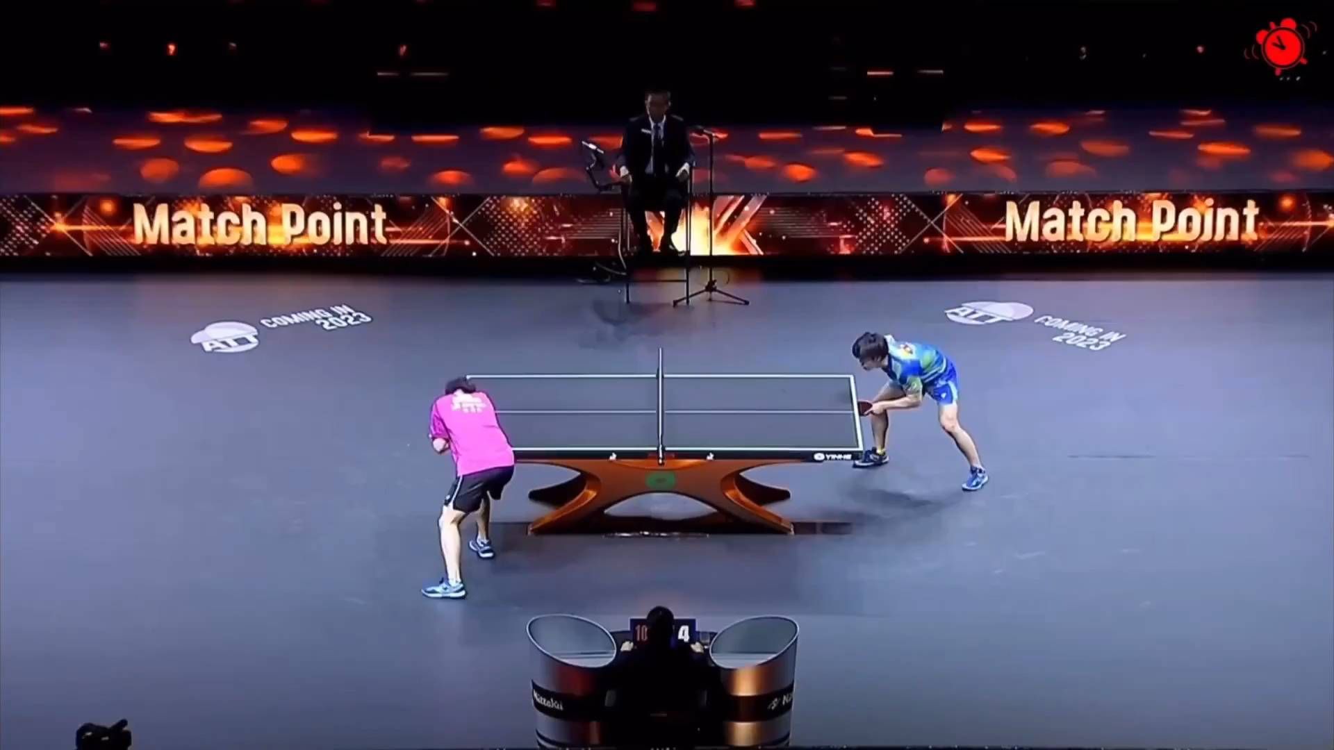 林诗栋4比0零封王楚钦，伊朗选手看台表情说明一切