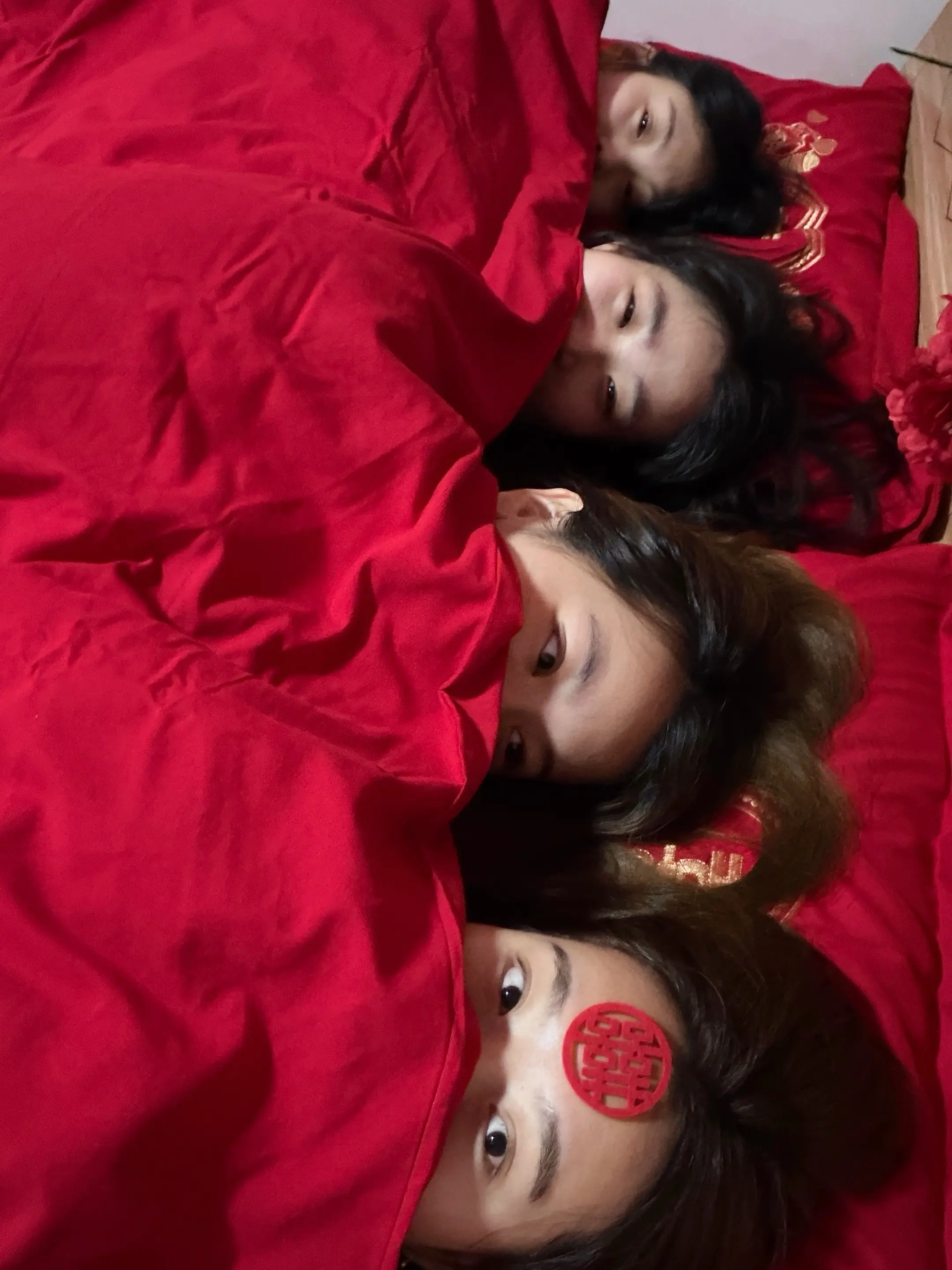 凌晨四点半记得喊我化妆结婚