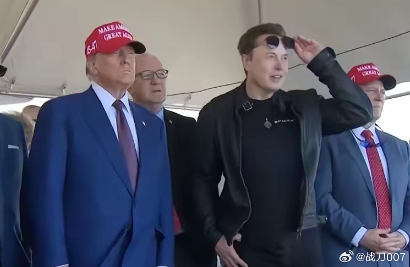 马斯克赢了！特朗普吃惊的发现：美国根本离不开SpaceX。2025年夏季，特朗普