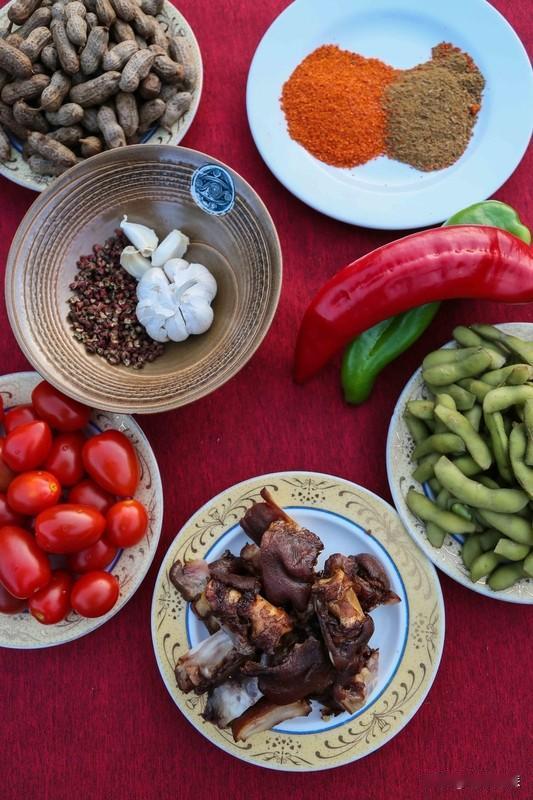 夏日生活打卡季 昨日就小暑啦，夏日生活正式进入“激战”阶段。这时候饮食可有讲究，