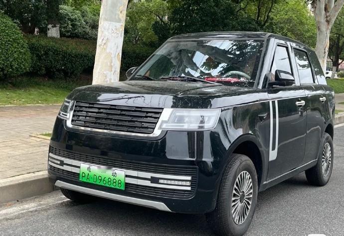 老头乐做的越来越像了……
有没有学法律的朋友
这种肆无忌惮抄袭生产到底违不违法？